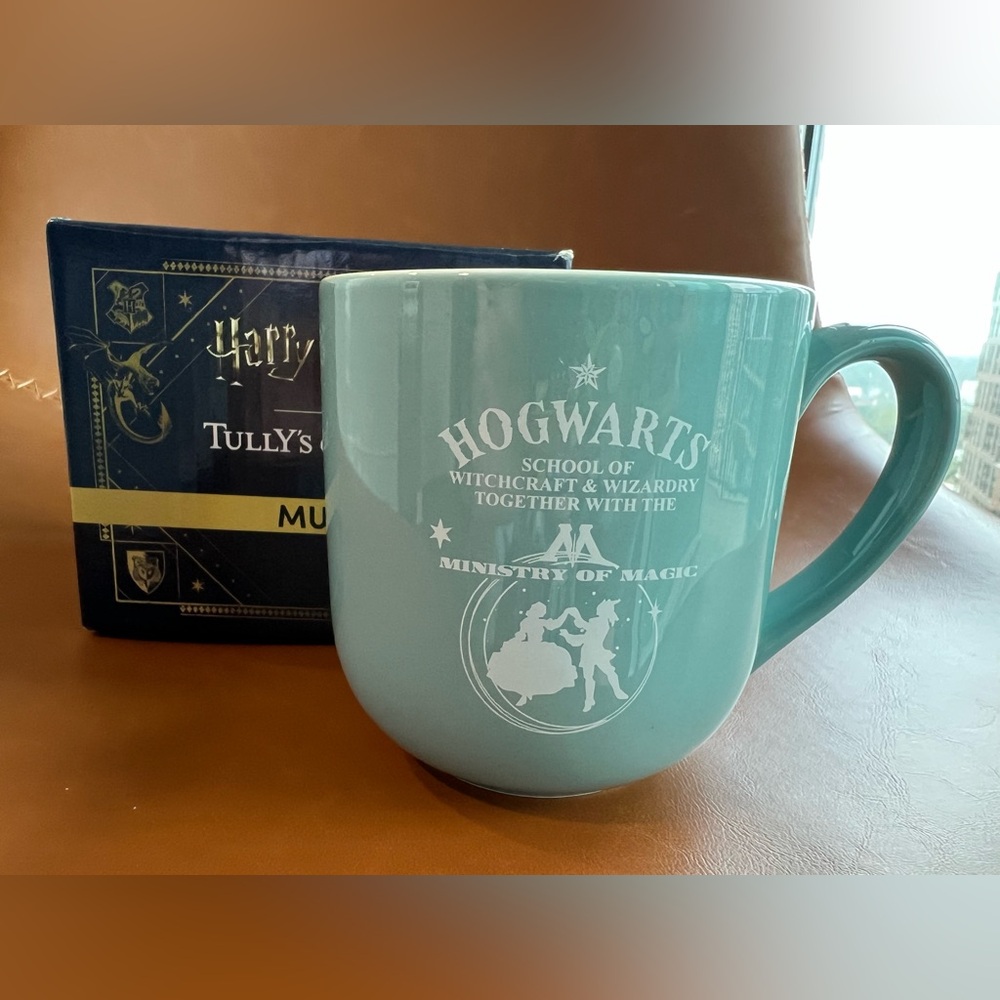Harry Potter Yule Ball themed mug, Tully’s Coffee Japan - Picture 3 of 5